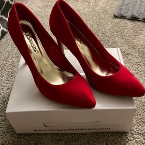 Red Pumps
